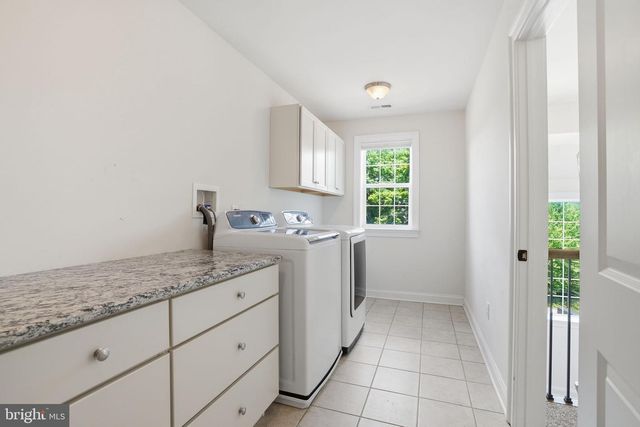 9 WALNUT WAY, Langhorne, PA 19047