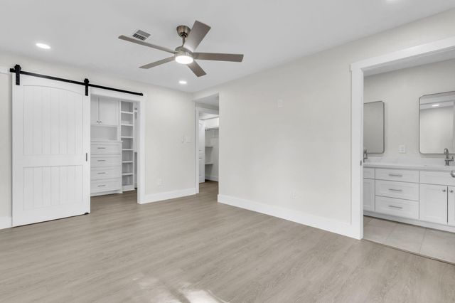 617 Baywood Drive, Seabrook, TX 77586