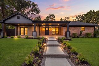 617 Baywood Drive, Seabrook, TX 77586