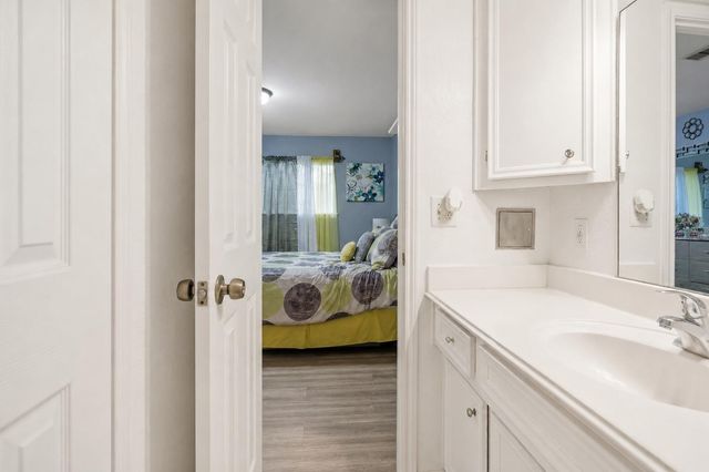 10323 Sageyork Drive, Houston, TX 77089