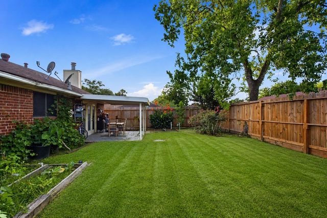 10323 Sageyork Drive, Houston, TX 77089