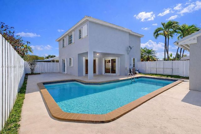 6322 SW 112th Pl, Miami, FL 33173