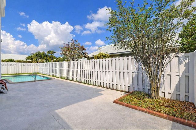 6322 SW 112th Pl, Miami, FL 33173