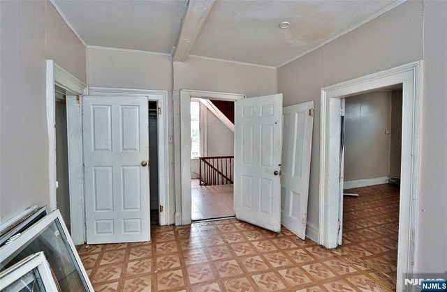 27-29 Oak Street, Paterson, NJ 07501