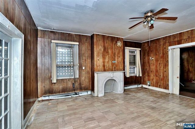 27-29 Oak Street, Paterson, NJ 07501