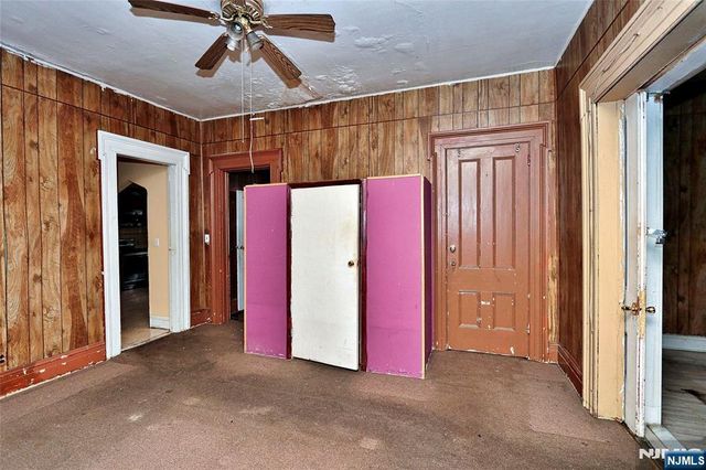 27-29 Oak Street, Paterson, NJ 07501