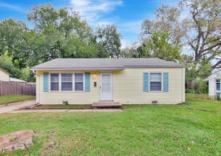 1714 N High St, Wichita, KS 67203