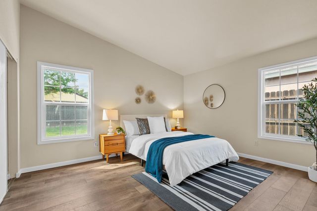 5925 Creighton Way, Sacramento, CA 95842