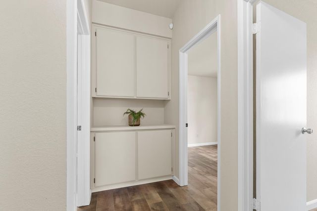 5925 Creighton Way, Sacramento, CA 95842