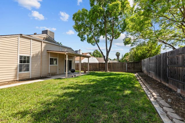 5925 Creighton Way, Sacramento, CA 95842