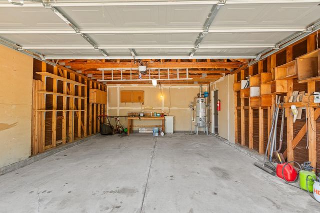 5925 Creighton Way, Sacramento, CA 95842