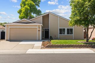 5925 Creighton Way, Sacramento, CA 95842