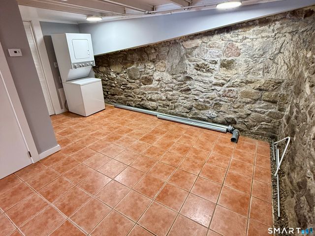 7 Washington Road, Woodbury, CT 06798