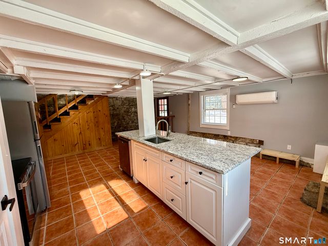 7 Washington Road, Woodbury, CT 06798