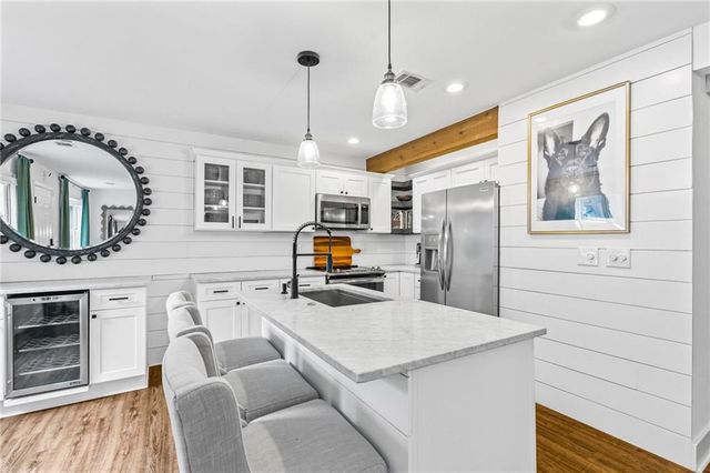 1022 Sasha Lane, Roswell, GA 30075