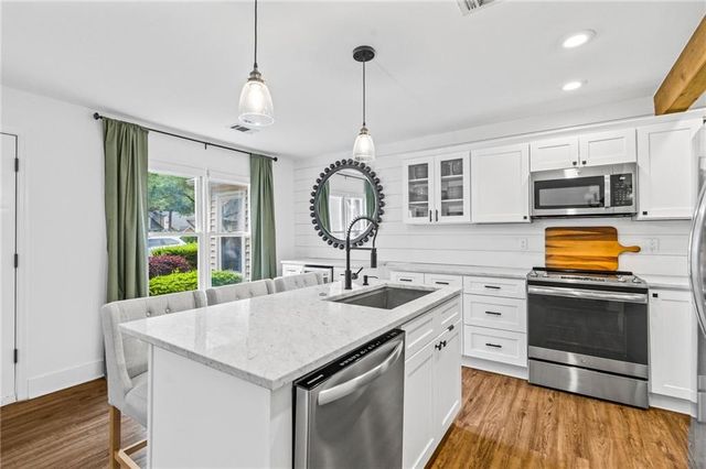 1022 Sasha Lane, Roswell, GA 30075