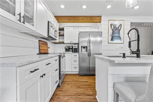 1022 Sasha Lane, Roswell, GA 30075