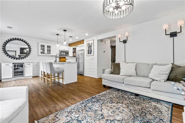1022 Sasha Lane, Roswell, GA 30075