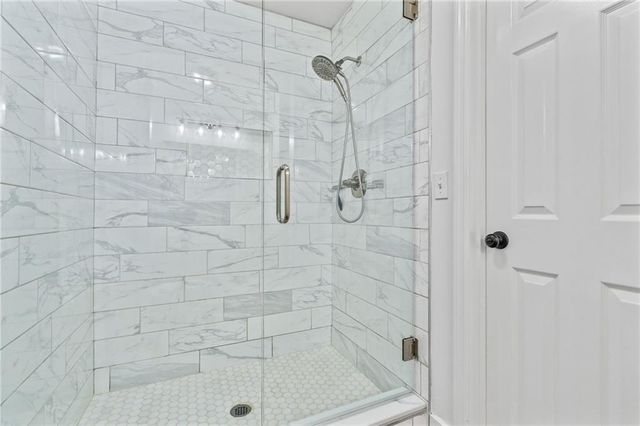 1022 Sasha Lane, Roswell, GA 30075