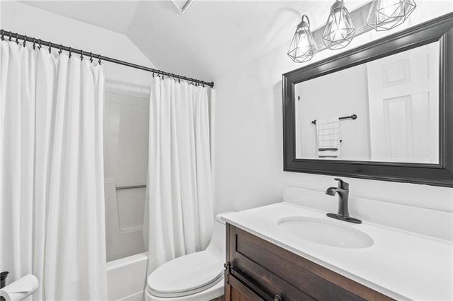 1022 Sasha Lane, Roswell, GA 30075