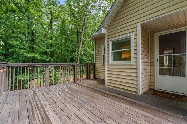 1022 Sasha Lane, Roswell, GA 30075