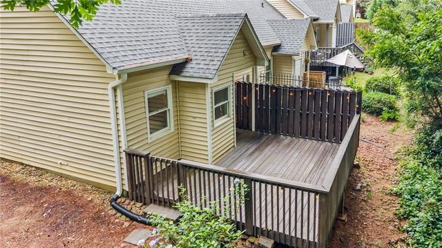 1022 Sasha Lane, Roswell, GA 30075