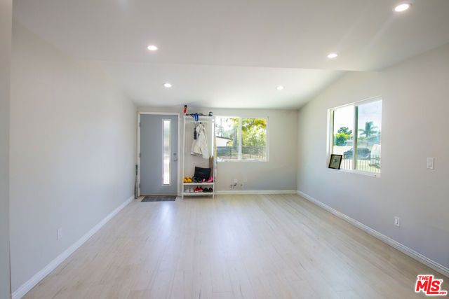 12100 Adelphia Avenue, San Fernando, CA 91340