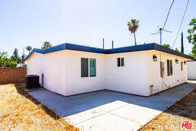 12100 Adelphia Avenue, San Fernando, CA 91340