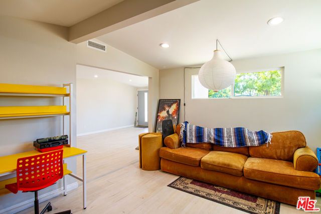 12100 Adelphia Avenue, San Fernando, CA 91340