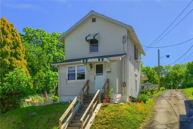 1133 Rosannah St, Ellwood City, PA 16117