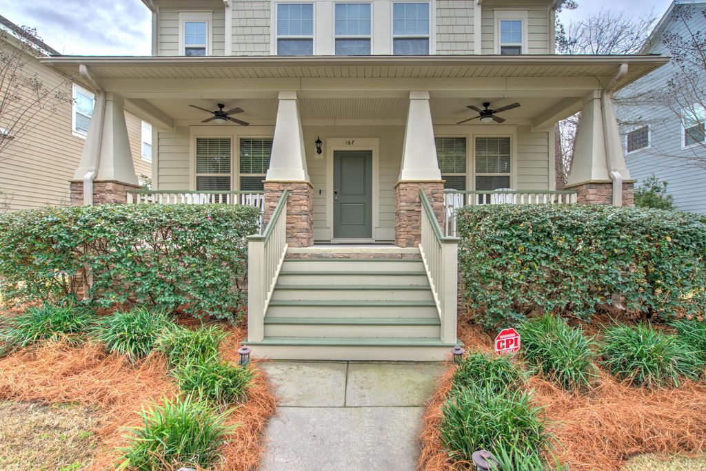 Image 5 of property listing at 167 Lotz Drive, Summerville, SC 29483