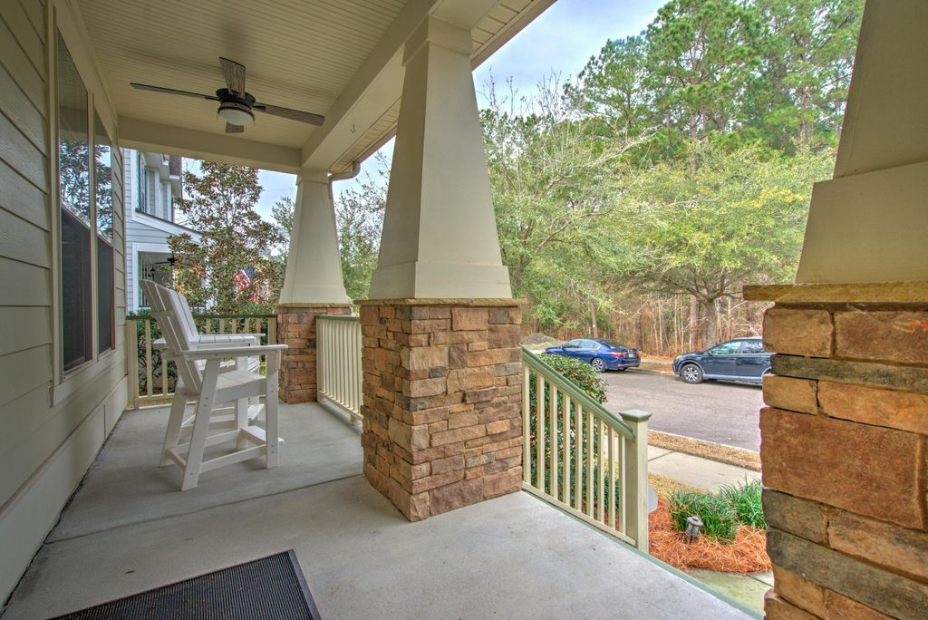 Image 6 of property listing at 167 Lotz Drive, Summerville, SC 29483