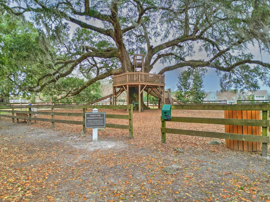 Image 72 of property listing at 167 Lotz Drive, Summerville, SC 29483