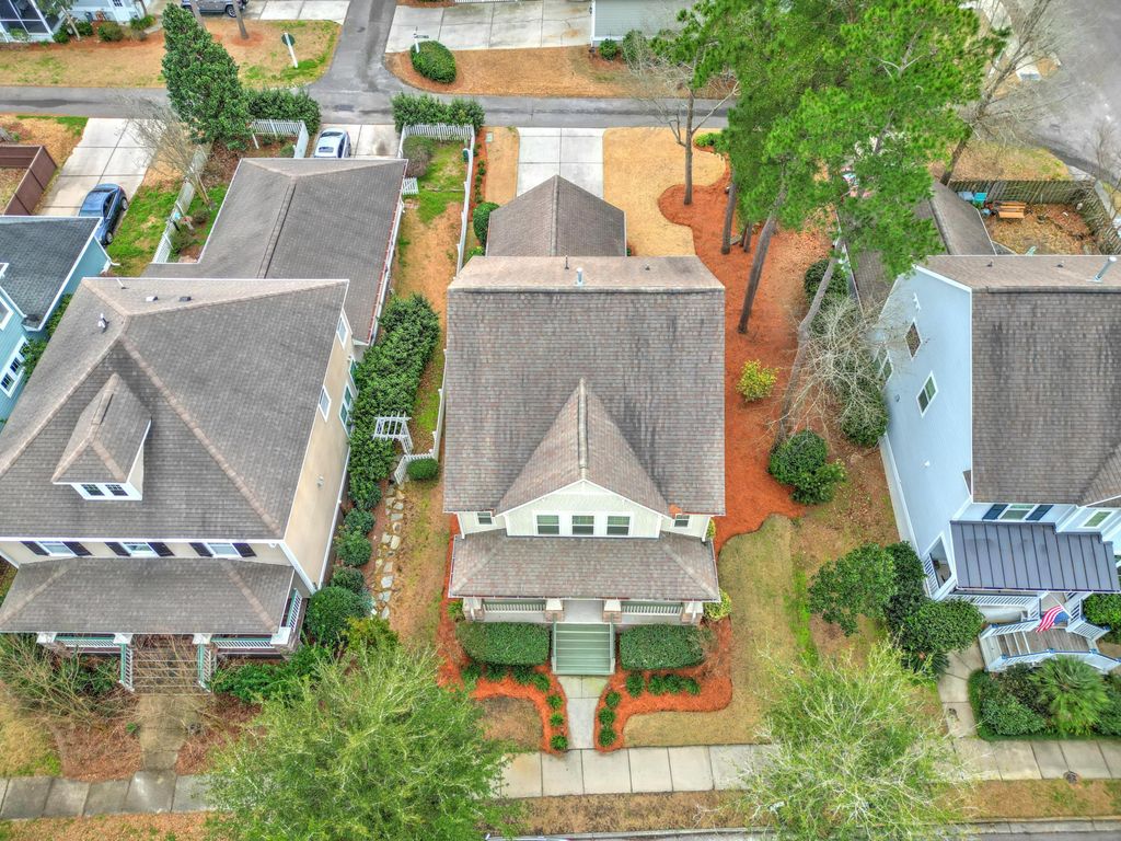 Image 8 of property listing at 167 Lotz Drive, Summerville, SC 29483