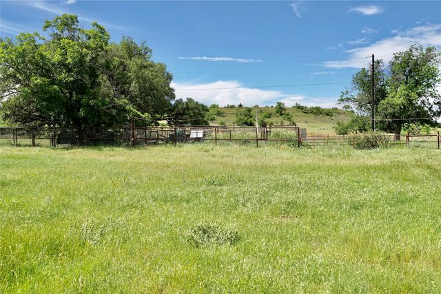 240 PR 6333, Indian Gap, TX 76531