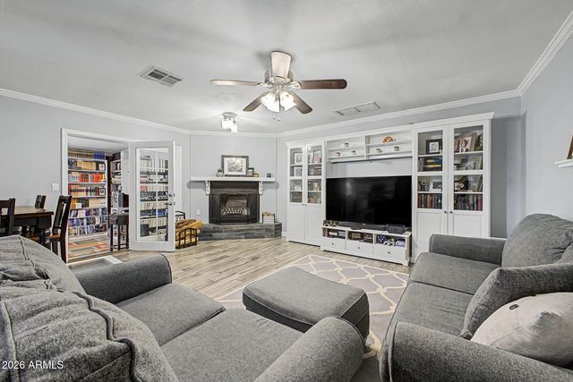 10422 S 44TH Street, Phoenix, AZ 85044