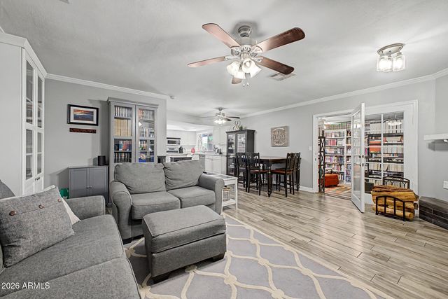 10422 S 44TH Street, Phoenix, AZ 85044