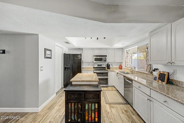 10422 S 44TH Street, Phoenix, AZ 85044