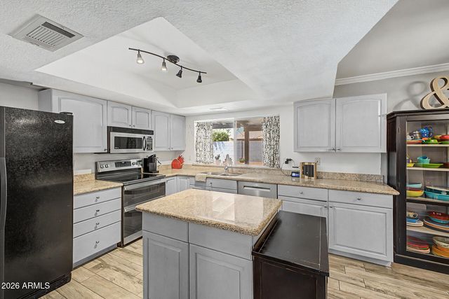 10422 S 44TH Street, Phoenix, AZ 85044