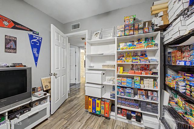 10422 S 44TH Street, Phoenix, AZ 85044