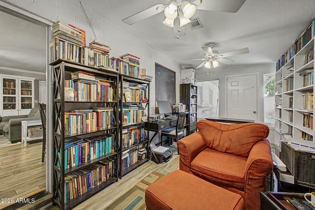 10422 S 44TH Street, Phoenix, AZ 85044