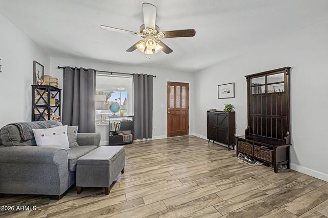 10422 S 44TH Street, Phoenix, AZ 85044