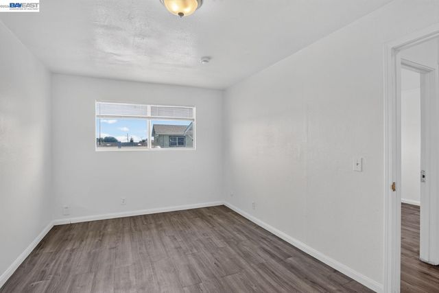 2841 Octavia St, Oakland, CA 94619