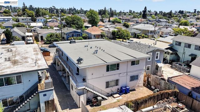 2841 Octavia St, Oakland, CA 94619