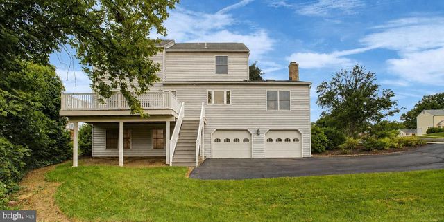13 VICTORIA WAY, Camp Hill, PA 17011