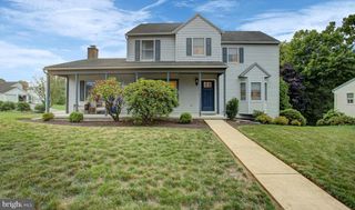 13 VICTORIA WAY, Camp Hill, PA 17011