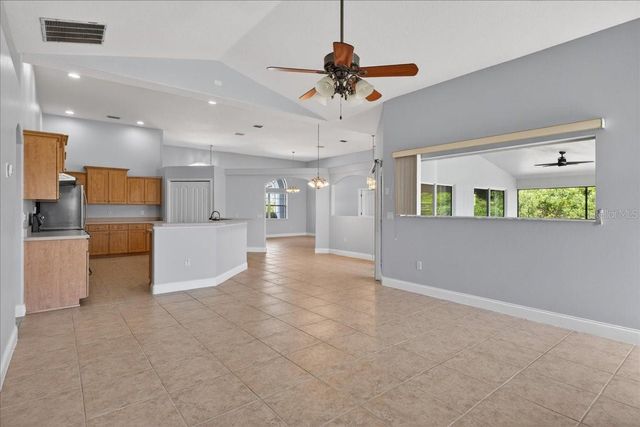 28 FRENEAU LANE, Palm Coast, FL 32137