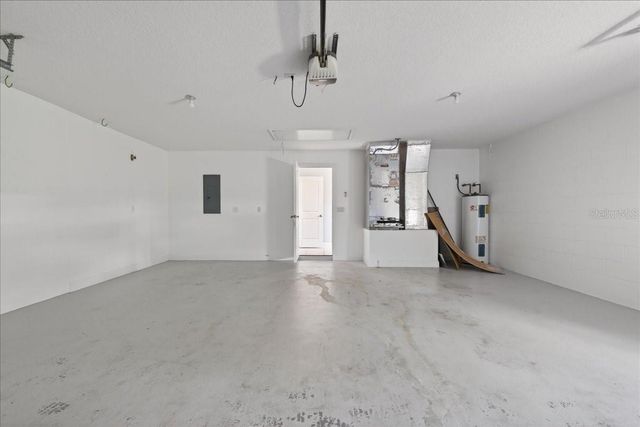 28 FRENEAU LANE, Palm Coast, FL 32137