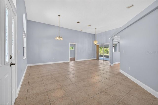 28 FRENEAU LANE, Palm Coast, FL 32137
