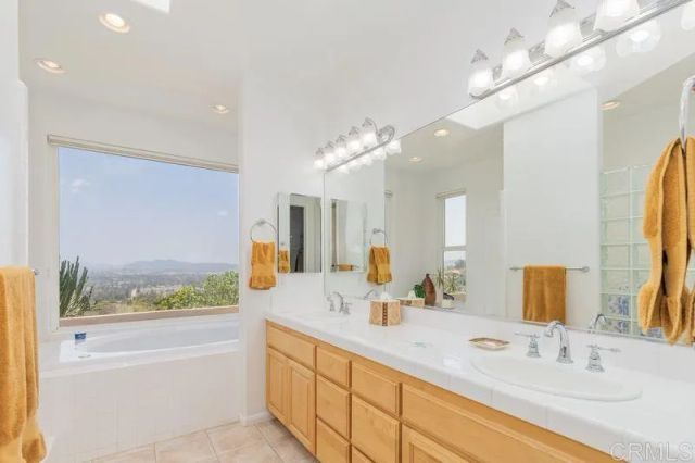 1178 Cedar Summit Drive, Ramona, CA 92065